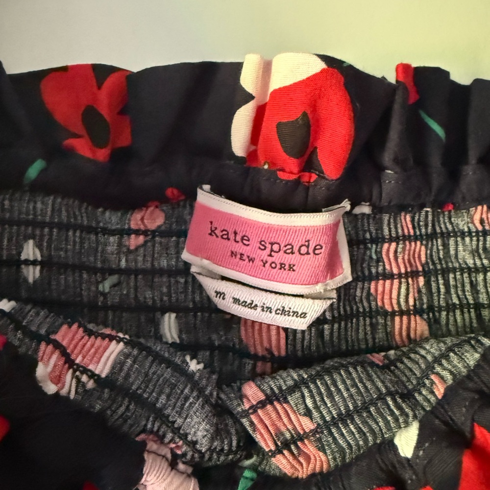 Kate Spade Whimsy Floral Puff Sleeve Top - Navy and Red NWOT - Picture 2 of 7